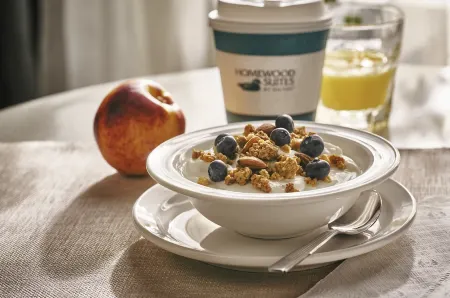 Homewood Suites by Hilton Kansas City - Airport Отели в г. Мей