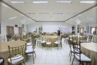 Loreland Farm Resort - breakfast