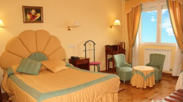Hotel Avenida III