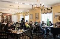Hawthorne Hotel - breakfast