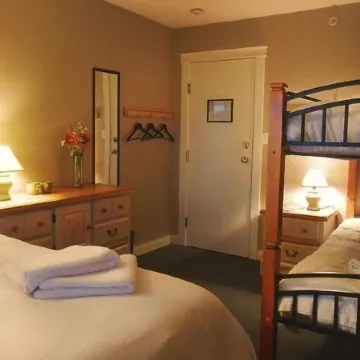 Painted Turtle Guesthouse