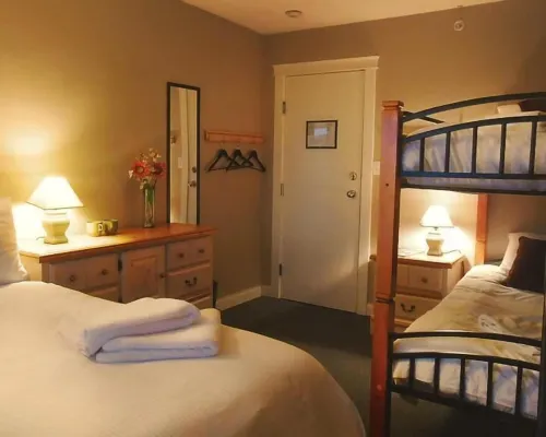 Painted Turtle Guesthouse Hotels in Nanaimo