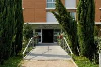 Residhotel les Hauts d'Andilly Hotel a Eaubonne