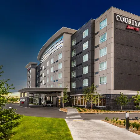 Courtyard Winnipeg Airport