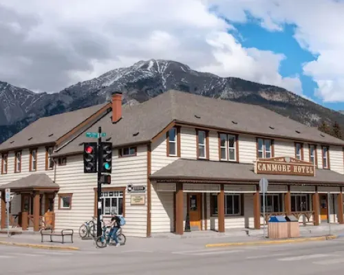 Party Hostel- Canmore Hotel Hostel Hotels in Canmore