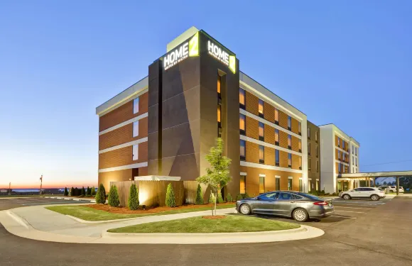 迪凱特英格爾斯港希爾頓惠庭套房酒店