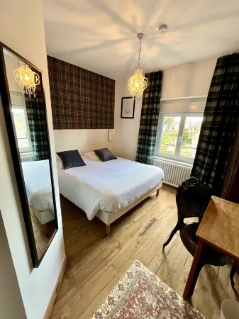 Hôtel Restaurant la Maison Отели в г. Требёрден