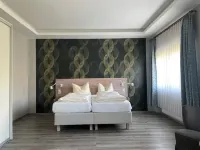 Hotel Markgräfler Hof Hotels in Badenweiler