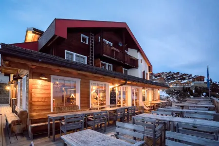 Hamilton Lodge & Spa