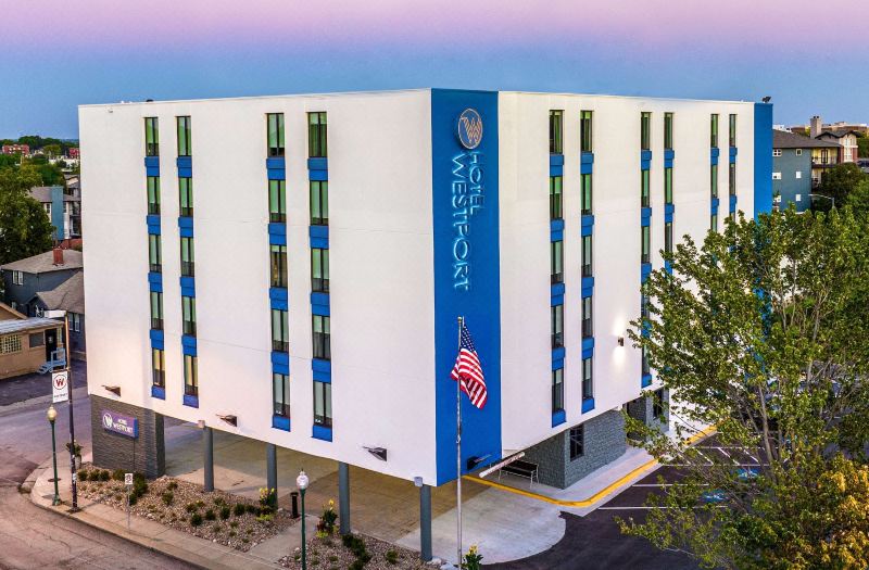 Hotel Westport Kansas City, Tapestry Collection by Hilton