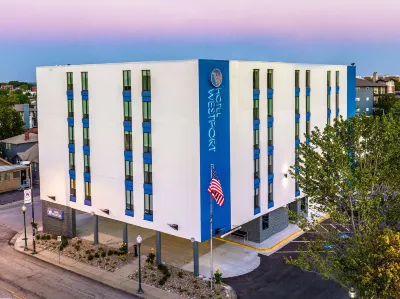 Hotel Westport Kansas City, Tapestry Collection by Hilton Hotels in Kaw Township