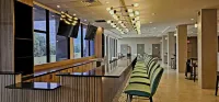 Wyndham Garden Atlanta Airport - bar