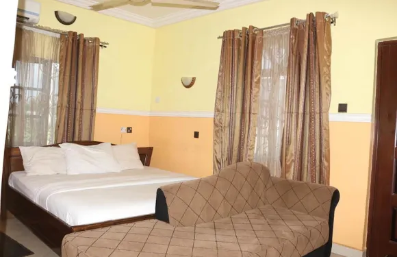 生命線酒店和套房