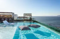 Terra by O'Two Hotels - Mouille Point, Cape Town - Infinity Pools