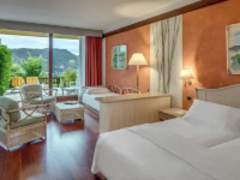 ポイアノ ガルダ リゾート ホテル ガルダのホテル