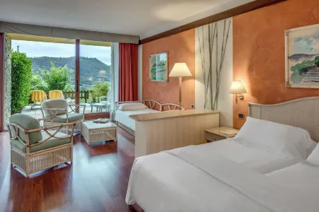 加爾達博亞諾度假酒店