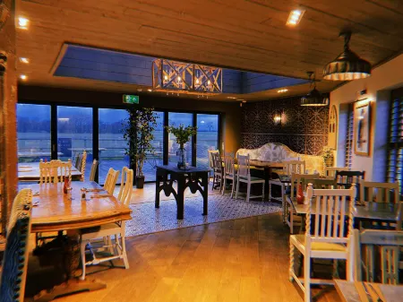 The Queens at Horton Отели рядом с достопримечательностью «Заказник Дотхилл Локал»