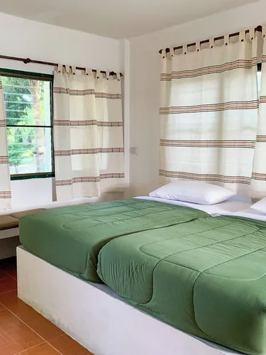 รูปภาพของคันทรี เลค เนเจอร์ ลอดจ์