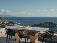 Vais Luxury Villas Hotels in Elation