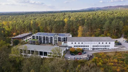 Bildungs- Und Tagungshaus Haus Neuland