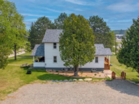 Pine Park - Charming 5 BR home Hotels in Ely