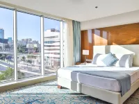 Coral Tower Hotel by Hansa Các khách sạn gần Đường Rainbow