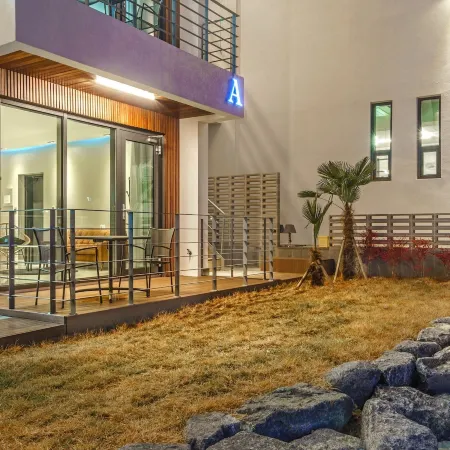 Namhae Lounge 32 Resort A