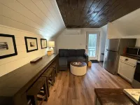 Keep it simple at this peaceful and centrally-located private haven.