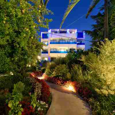 Tryp by Wyndham Corfu Dassia Hotel Exterior