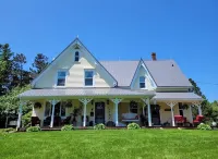Clinton Pond Bed and Breakfast Hoteles en Condado de Queens