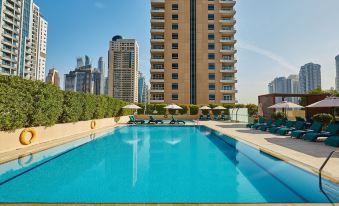 The Radisson Blu Hotel Apartment Dubai Marina