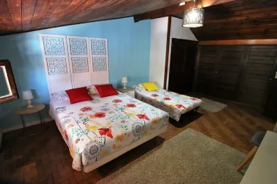 Casa70 Hotels near Mercearia Caetobriga