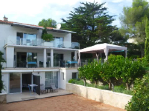 Villa Perle de La Mer Hotels in Frejus