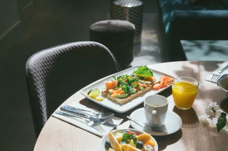 VEINTIUNO Emblematic Hotels