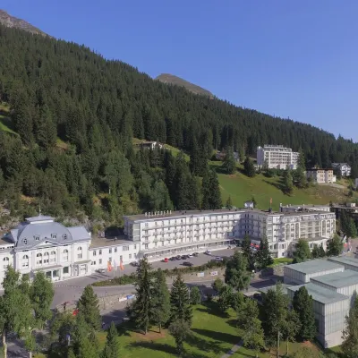 Steigenberger Icon Grandhotel Belvédère Hoteles cerca de Estación de tren Davos Dorf
