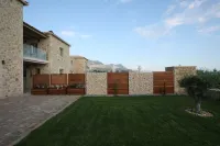 Katergo Luxury Villas - Villaer