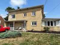 Charming 3-bedroom house with AC and WiFi in a very convenient location Hotels in Hancock County