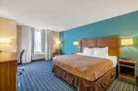 Quality Inn & Suites Sandusky Hotels in Perkins Township