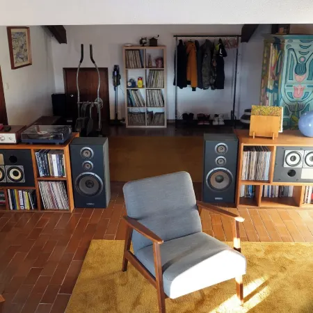 Vic Aveiro Arts House