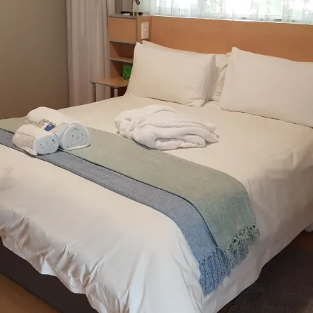 Ça Ira Guesthouse and Wellness Retreat