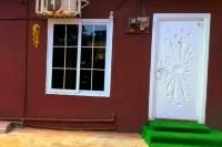 1 ห้องนอน เฮาส์ ไพรเวท คอมพาวด์ วิธ ออฟ โรด พาร์กกิ้ง - บังกะโล