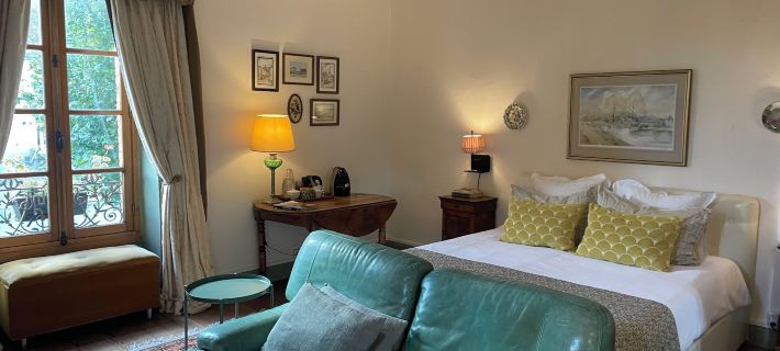 La Grenouille Noire Hotels in Allier