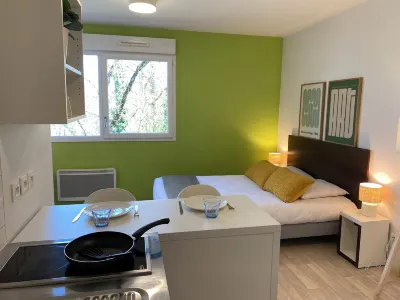 Apparteo Nantes Hôtels à proximité de : E.Leclerc ORVAULT