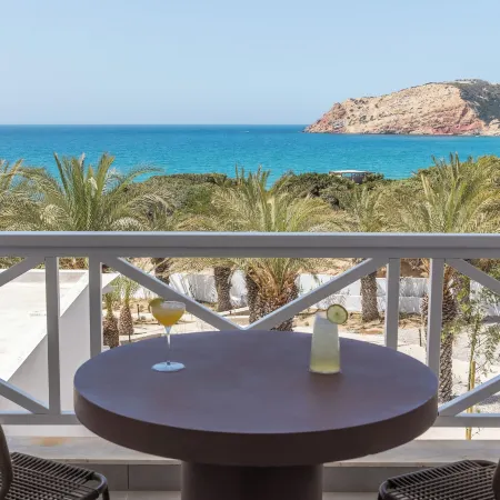 Golden Milos Beach House by Domotel