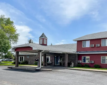Hudson Inn & Suites Hotels in Hudson