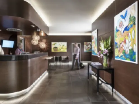 Grand Hotel and Apartments Townsville Hotels in South Townsville