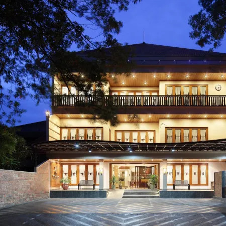 Kertanegara Premium Guest House