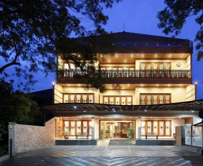 Kertanegara Premium Guest House