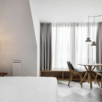 Stay Kooook Munich City - New Opening Hotel berhampiran Karlstor Gate