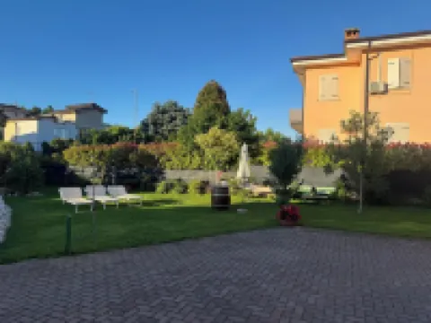 House with private pool x families and companies